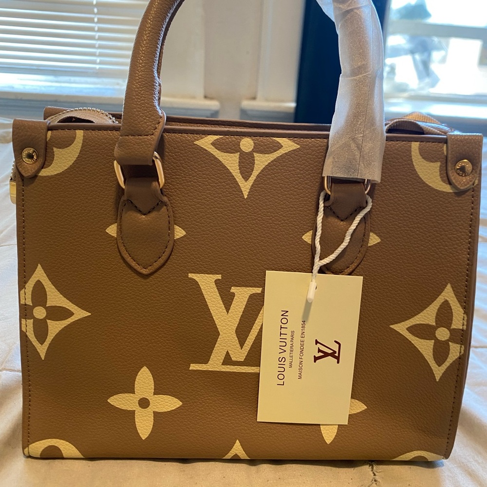 Louis Vuitton On-The-Go PM Tourterelle Monogram Brown Empreinte Tote NWT